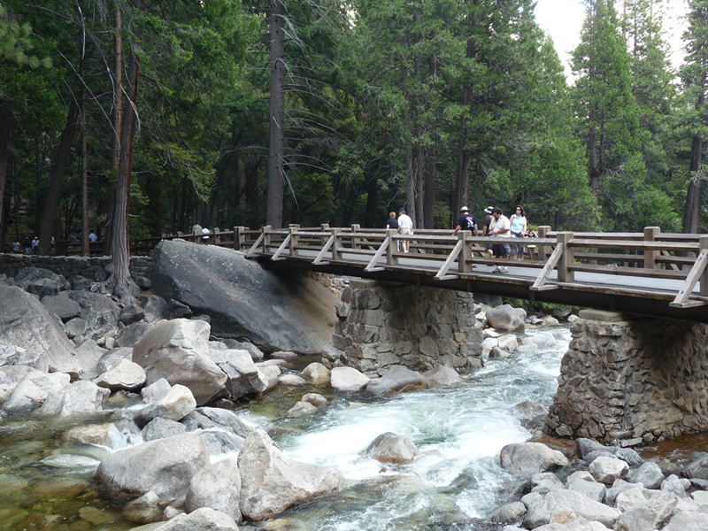 319_MomDad_LowerYosFallsYosemite